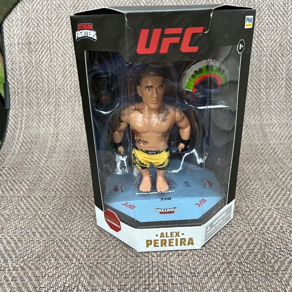 UFC Octagon Fighters Alex Pereira Action Figure Light Heavyweight PMI UFC6010B